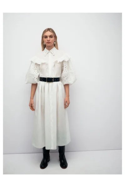 Look 11